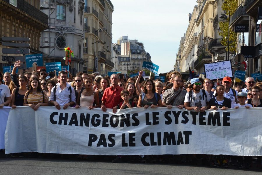 Climate+change+protesters+march+in+Paris+streets