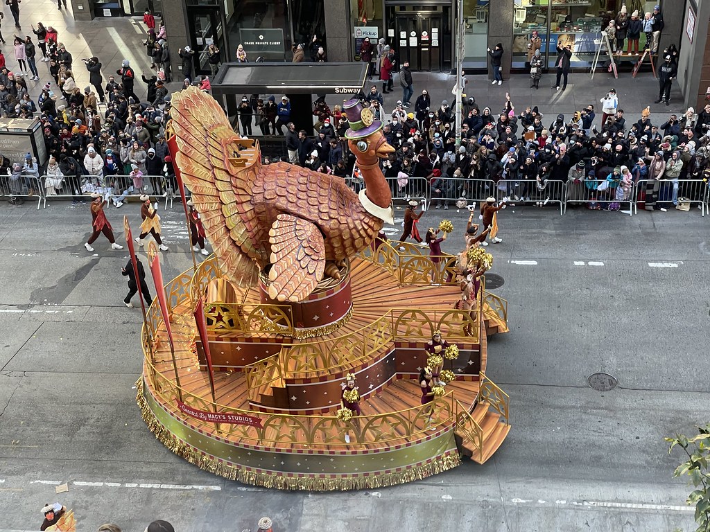 Image from Macy's Thanksgiving Day Parade (source: flickr)